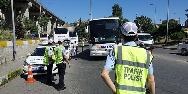 stanbul trafiinde bayram tedbirleri