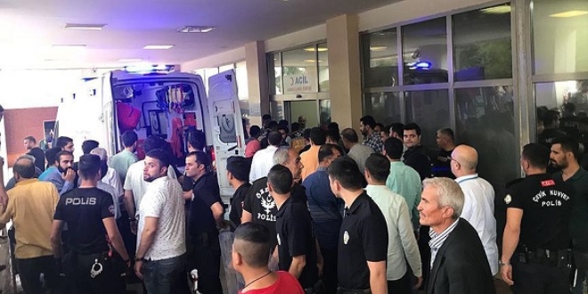 Suruç'ta AK Partililere saldırı: 3 ölü, 8 yaralı