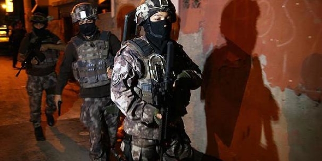 Diyarbakır'da suikast hazırlığındaki 5 terörist yakalandı