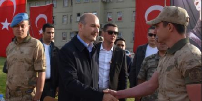 ileri Bakan Soylu Hakkari'de