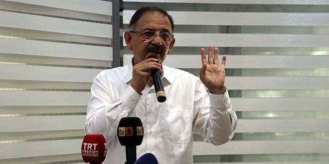 Bakan Özhaseki: Bir gün olsun FETÖ'yü lanetlemiyorlar