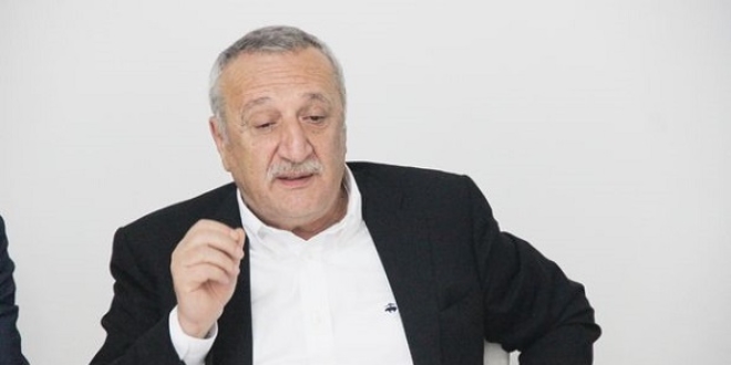 Ağar: Siyasete katılmayı milli görev olarak hissettim
