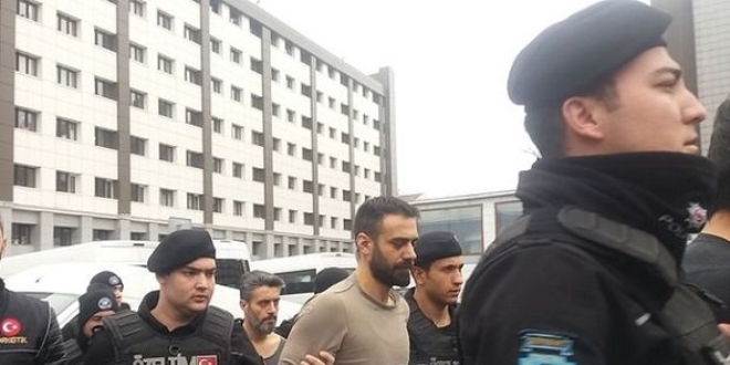 Oyuncu Adnan Koç, polisleri öldürmeye teşebbüsten hakim karışısına çıktı