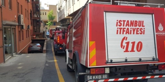 Bağcılar'da iş yerinde patlama: 3 yaralı