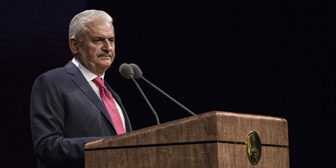 Başbakan Yıldırım: Mazlumun yanında, zalimin karşısındayız