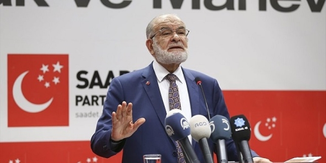 Ak Parti'ye destek için Saadet Partisi'nden istifa etti