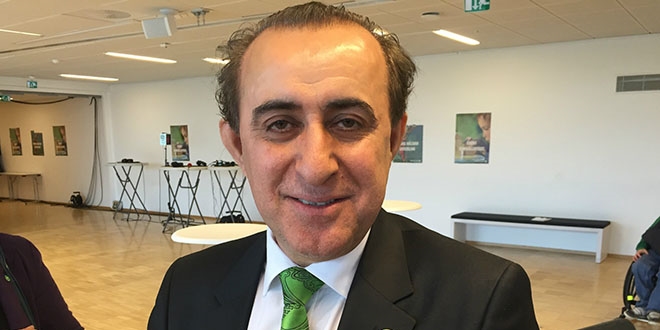 Giriş yasağı olan İsveçli parlamenter Türkiye'ye alınmadı