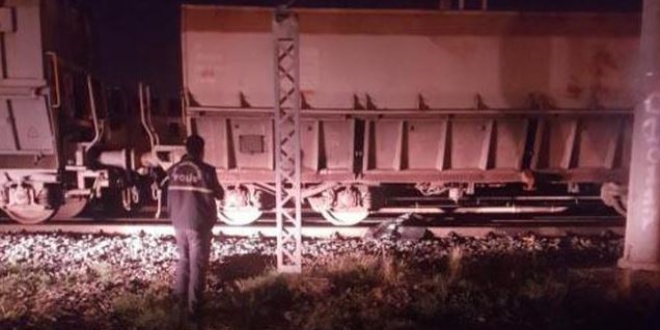 Trenin altında kalan demiryolu işçisi öldü