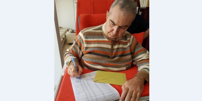 Deniz Baykal oyunu böyle kullandı