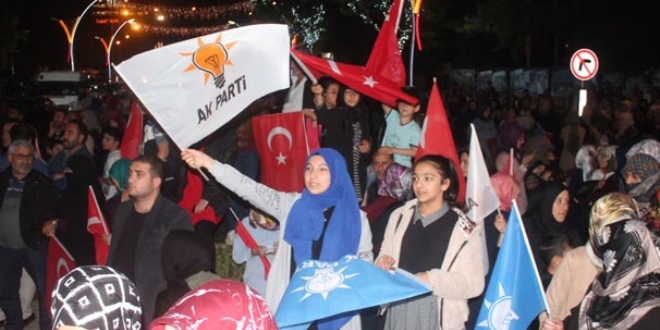 AK Parti altıncı kez birinci çıktı