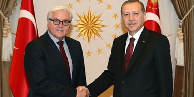 Almanya Cumhurbaşkanı'ndan Erdoğan'a tebrik telefonu