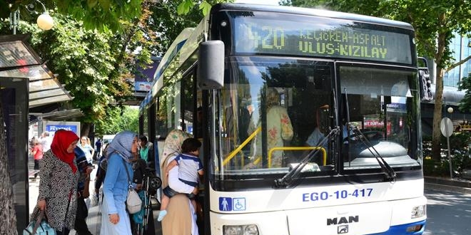 Başkent'te belediye otobüslerinin 'kumbarası' suçüstü yakalandı