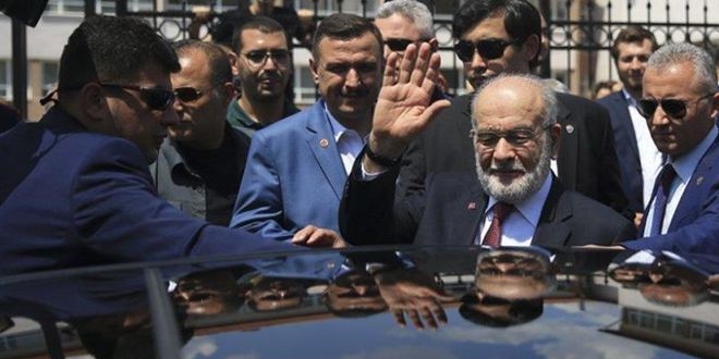 İçişleri, Karamollaoğlu'nu korumakla görevli 4 polisi geri çekti