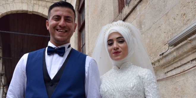 Dünya evine girmenin maliyeti çiftleri zorluyor