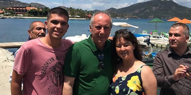 Muharrem İnce, tatil için geldiği Marmaris'te görüntülendi
