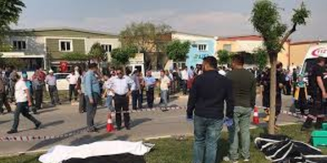 Otomobilin çarptığı belediye işçisi hayatını kaybetti
