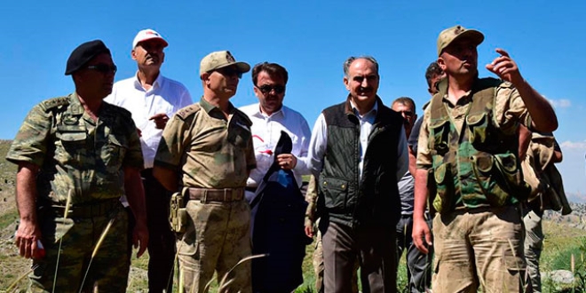 Vali'den 2 şehit verilen Kazıktepe'de inceleme