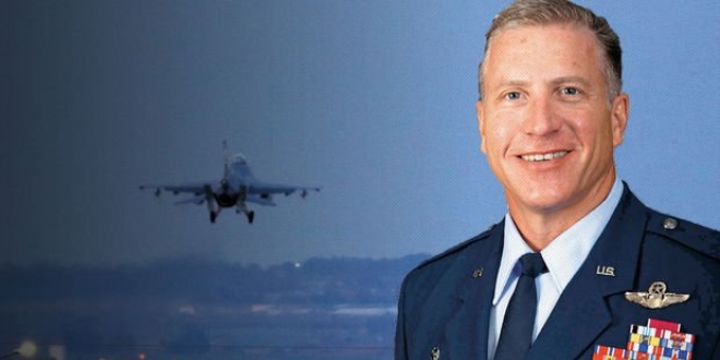 ncirlik ss'nn ABD'li komutan David Eaglin: ncirlik'ten ayrlmayz