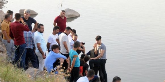Dicle Nehri'ne giren 2 çocuk boğuldu