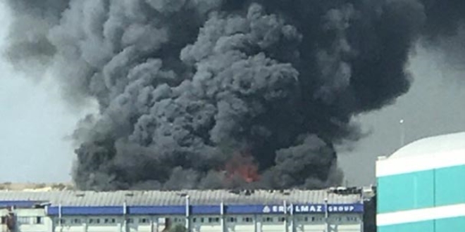 İstanbul Hadımköy'de fabrika yanıyor
