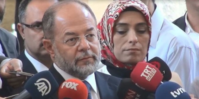 Recep Akdağ: Meclis irade ortaya koyarsa idam gelebilir