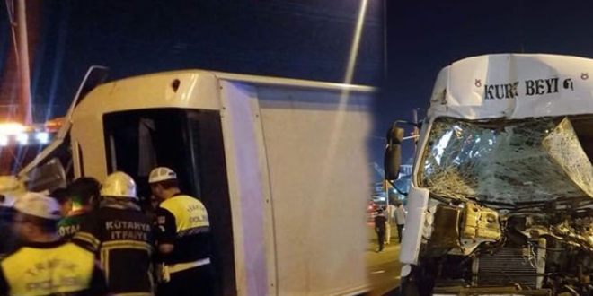 Tırla çarpışan yolcu otobüsü devrildi: 1 ölü, 13 yaralı