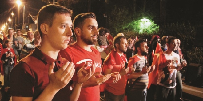 15 Temmuz'a küresel anma