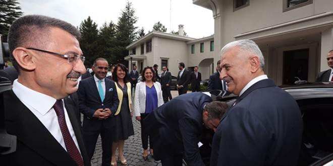 'Son Başbakan' Yıldırım, 002 ile son kez TBMM'ye gitti