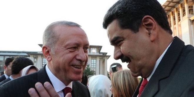 Maduro: Yemin törenine katılmaktan onur duydum