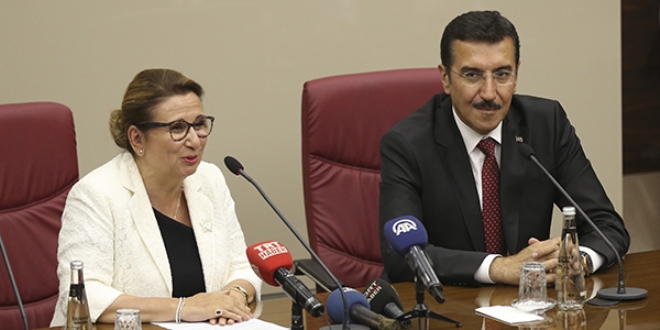 Pekcan, görevi Tüfenkci'den devraldı