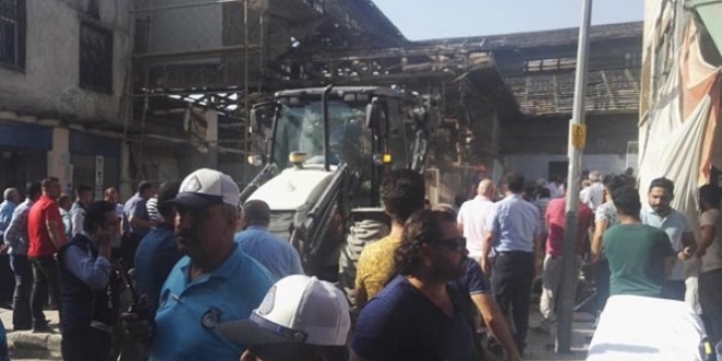 Tarihi çarşıda göçük! 1 ölü 4 yaralı