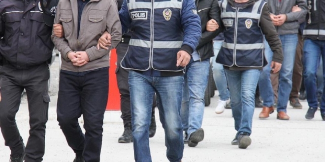 Isparta'da FETÖ Operasyonu: 14 rütbeli asker tutuklandı