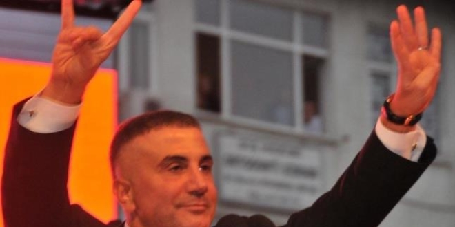 Sedat Peker 'akademisyenleri tehdit' davasından beraat etti