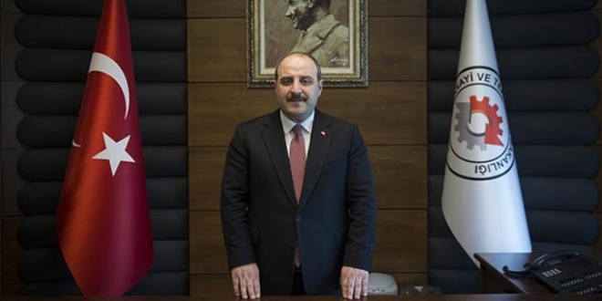 Varank, üniversitedeki laboratuvar sorununu çözdü