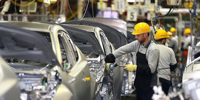 Otomotiv üretimi yılın ilk yarısında yüzde 3 azaldı