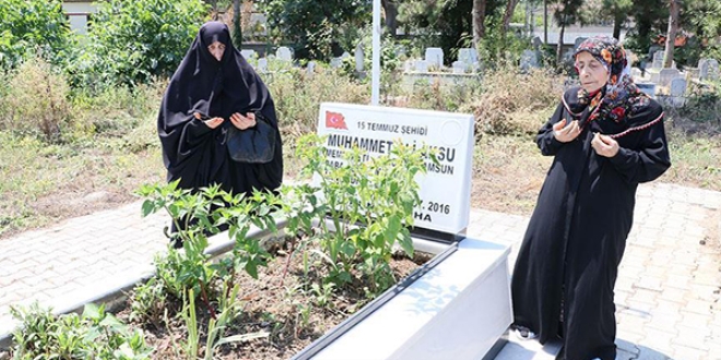'Bize huzur ve vatan lazım'