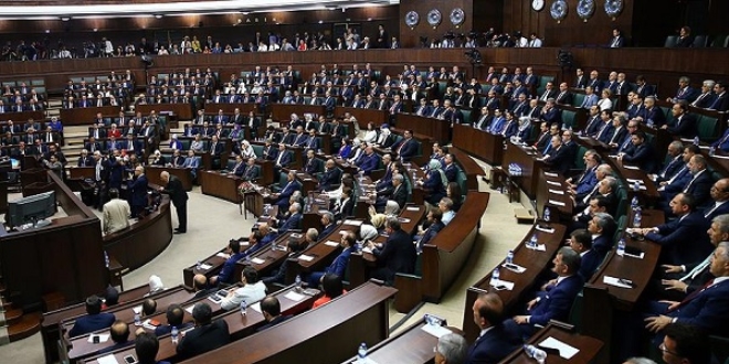 AK Parti grup yönetim kurulu üyeleri belirlendi