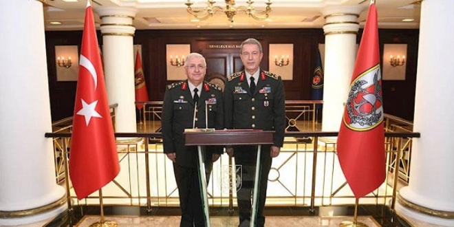 Hulusi Akar, Genelkurmay Başkanlığı görevini devretti