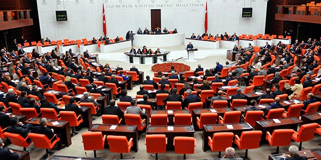 Hükümetten doktorlara moral aşısı