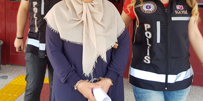 Meslekten ihraç edilen hemşire FETÖ'den tutuklandı
