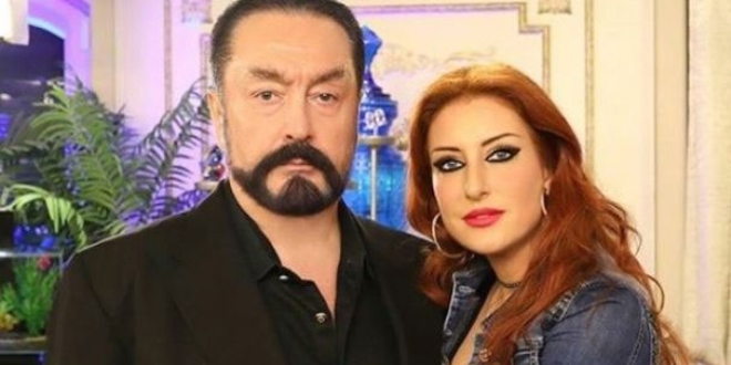 Şener Şen'in yeğenini Adnan Oktar evlendirmiş