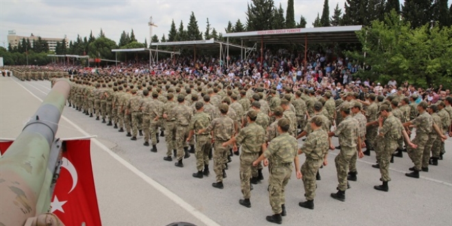 Bedelli askerlikte rencilere 'yaz tatili' uygulamas