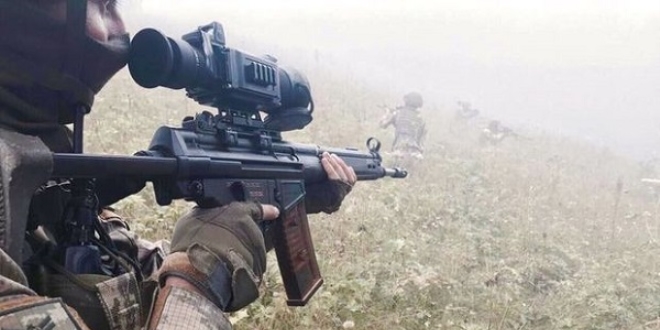 Sıkışan teröristler takviye istemiş