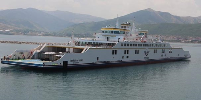 Türkiye'nin en büyük ikinci feribotu ilk deneme seferine çıktı
