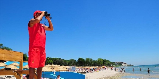 Cankurtaranlar iki ayda 2 bin 268 kişiyi kurtardı