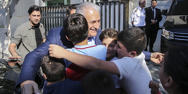 TBMM Başkanı Yıldırım'ın torun sevinci
