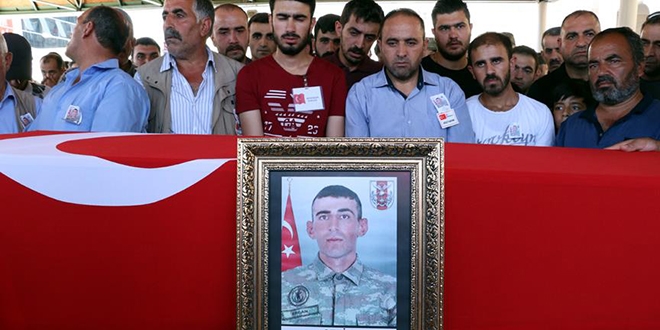 Şehit er Fatih Ercan son yolculuğuna uğurlandı