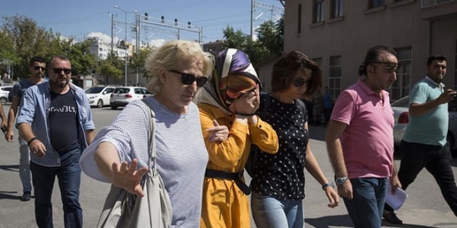 O kadına, Atatürk'e hakaretten 4 yıl 6 ay hapis istendi