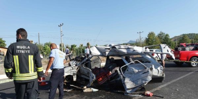 Muğla'da iki otomobil çarpıştı: 1 ölü, 3 yaralı