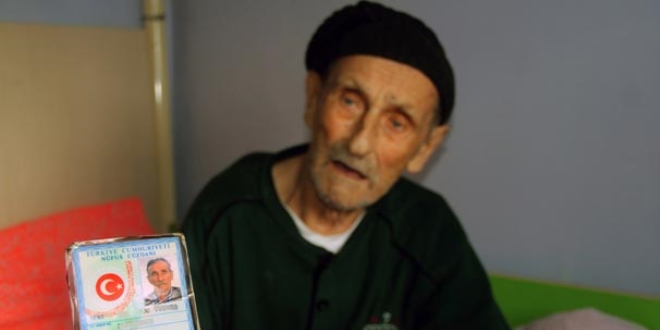 3 Osmanlı Padişahı, 12 Cumhurbaşkanı, 27 Başbakan, 1 Başkan gördü